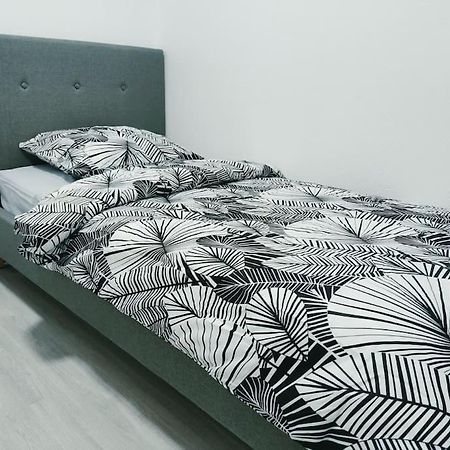 # Appartement Charmant 75 M2 Parking Gratuit Оберне Екстериор снимка