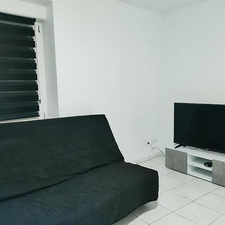 # Appartement Charmant 75 M2 Parking Gratuit Оберне Екстериор снимка