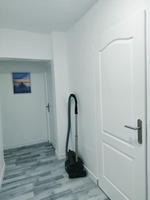 # Appartement Charmant 75 M2 Parking Gratuit Оберне Екстериор снимка