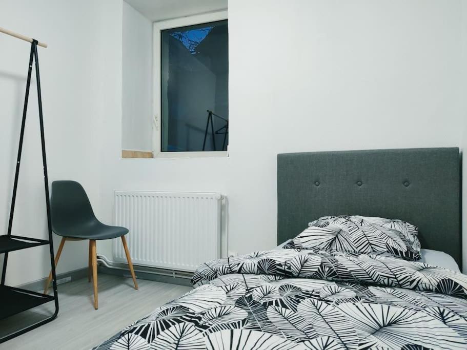 # Appartement Charmant 75 M2 Parking Gratuit Оберне Екстериор снимка